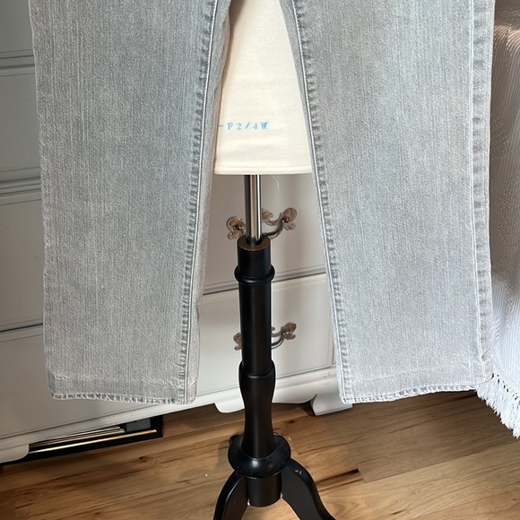 J Crew Jeans Hipslung Gray Straight Leg Womens 28 - Picture 3 of 9